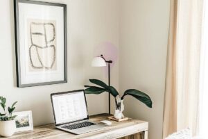 Arbeitsrecht Homeoffice-Vereinbarungen: Haftung, Datenschutz und Beendigungsklauseln
